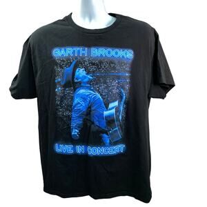 Garth Brooks “Live in Concert” T-Shirt – Hanes – Black – Size L – Stage Graphic